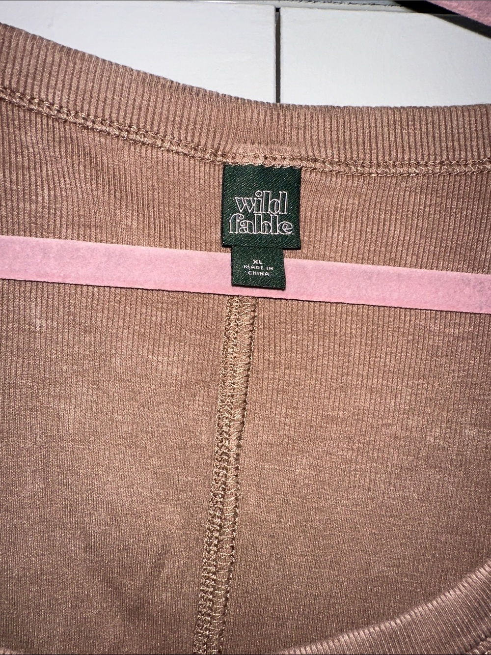 Wild fable Classic Scoop Neck Long-Sleeve Tops- Red, tan and white - Picture 4 of 12